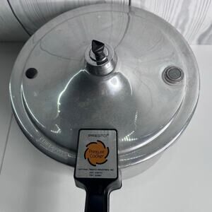 Vtg Presto Pressure Cooker Model 409A Stove w/ Valve Cover